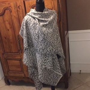 Land’s End Shawl Wrap